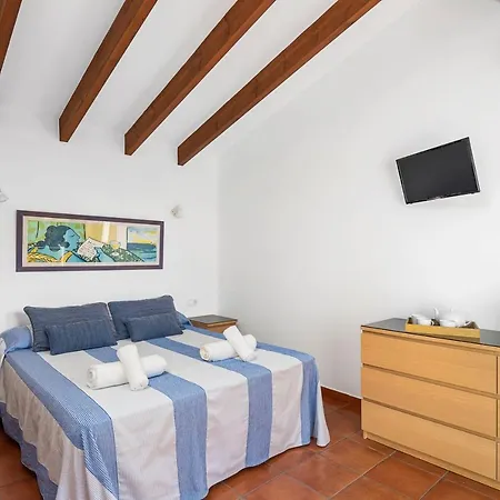 Biniana 3 Bedroom Villa, Binisafuller Villa
